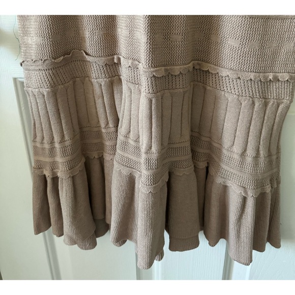 BCBG Dress, Tan, S, Cotton/Silk Blend, In Like New Condition - Picture 7 of 8